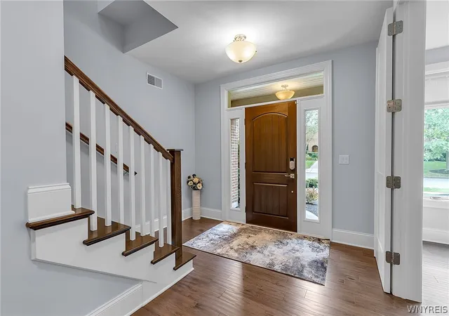 Photo 3 of Single family home for sale at 59 Ojibwa Cir, Buffalo, NY 14202 | MLS# B1709489 | Listing updated on 2026-09-05