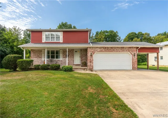Photo 1 of Sale Pending at 20 Glendale Ter, Orchard Park, NY 14127 | MLS# B1709521 | Listing updated on 2026-08-28
