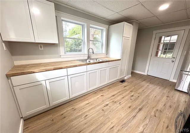 Photo 3 of Multi family home for sale at 3 Parsons St, Auburn, NY 13021 | MLS# S1709466 | Listing updated on 2026-08-24