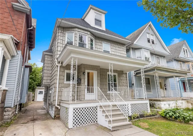 Photo 2 of Sale Pending at 89 Briggs Ave, Buffalo, NY 14207 | MLS# B1709568 | Listing updated on 2026-08-27
