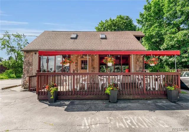 Photo 1 of Single family home for sale at 951 Ridge Rd, Lackawanna, NY 14218 | MLS# B1709680 | Listing updated on 2026-08-25