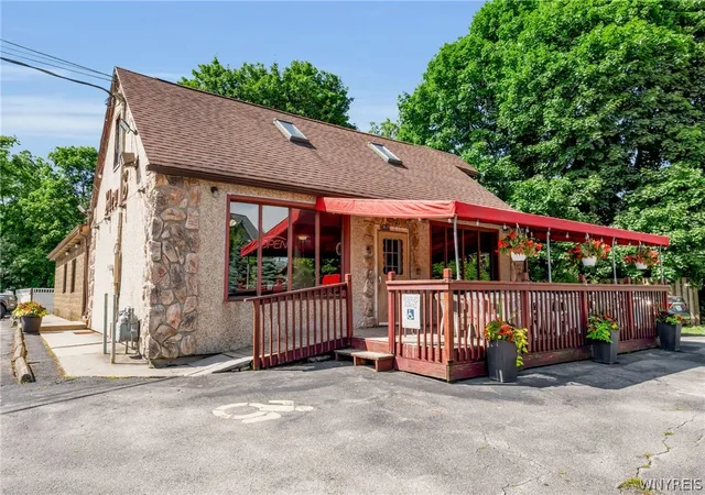 Photo 3 of Single family home for sale at 951 Ridge Rd, Lackawanna, NY 14218 | MLS# B1709680 | Listing updated on 2026-08-25