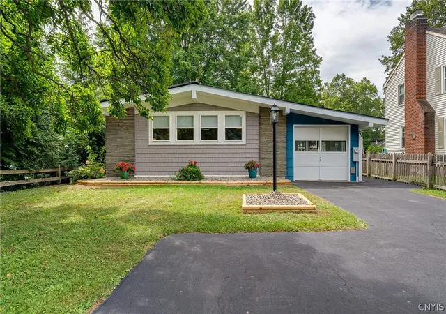 Photo 1 of Sale Pending at 85 Tappan St, Van Buren, NY 13027 | MLS# S1709036 | Listing updated on 2026-09-02