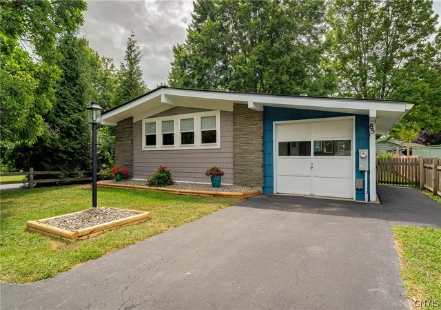 Photo 2 of Sale Pending at 85 Tappan St, Van Buren, NY 13027 | MLS# S1709036 | Listing updated on 2026-09-02