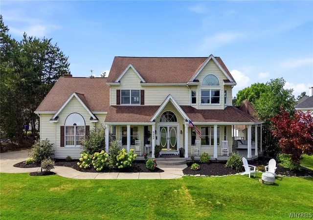 Photo 1 of Sale Pending at 6280 Crosswinds Ct, Clarence, NY 14051 | MLS# B1709302 | Listing updated on 2026-08-31