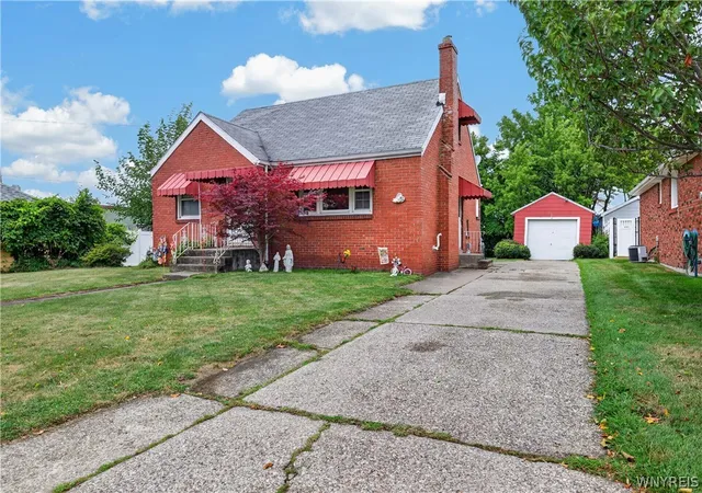 Photo 3 of Sale Pending at 16 Densmore St, Buffalo, NY 14220 | MLS# B1709398 | Listing updated on 2026-09-03