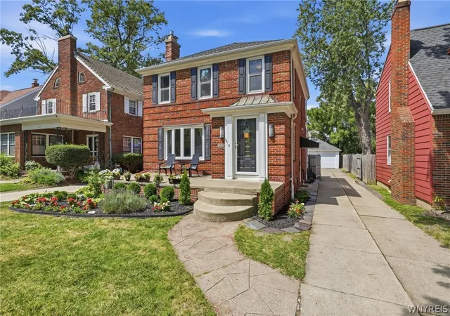 Photo 1 of Sale Pending at 108 Hendricks Blvd, Amherst, NY 14226 | MLS# B1709197 | Listing updated on 2026-09-09