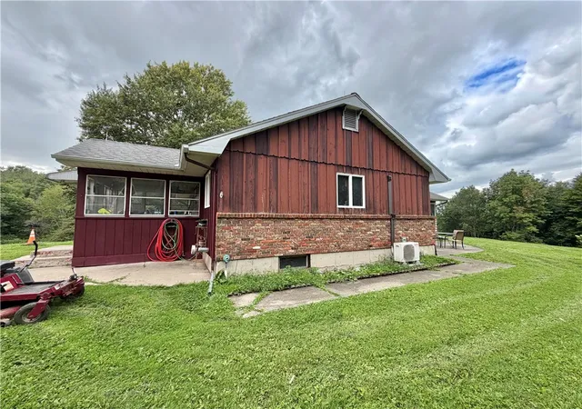 Photo 3 of Single family home for sale at 379 Watrus Rd, Greene, NY 13778 | MLS# R1683700 | Listing updated on 2026-09-11