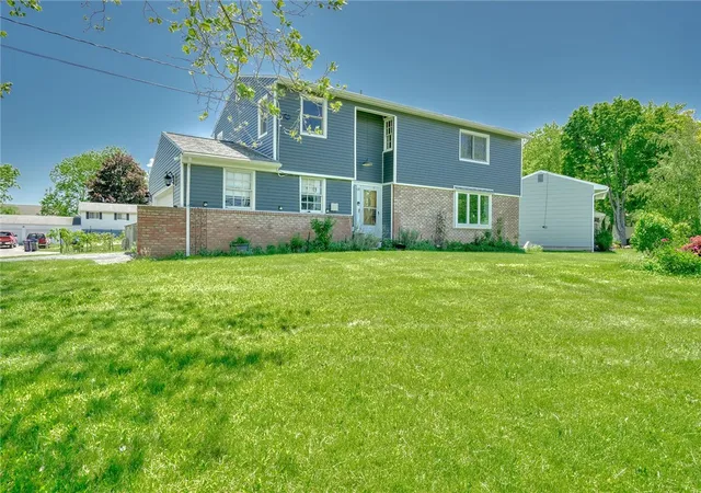 Photo 2 of Sale Pending at 68 Green Clover Dr, Henrietta, NY 14467 | MLS# R1709859 | Listing updated on 2026-09-08