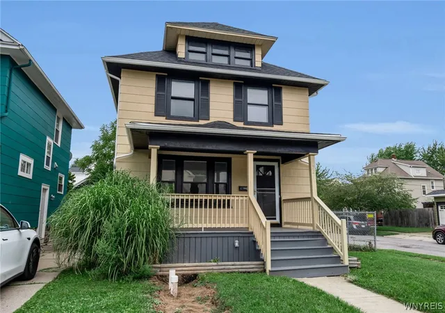 Photo 2 of Single family home for sale at 72 Charleston Ave, Tonawanda, NY 14217 | MLS# B1709899 | Listing updated on 2026-08-25