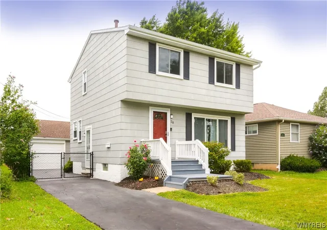 Photo 1 of Sale Pending at 28 Manser Dr, Amherst, NY 14226 | MLS# B1709710 | Listing updated on 2026-09-08
