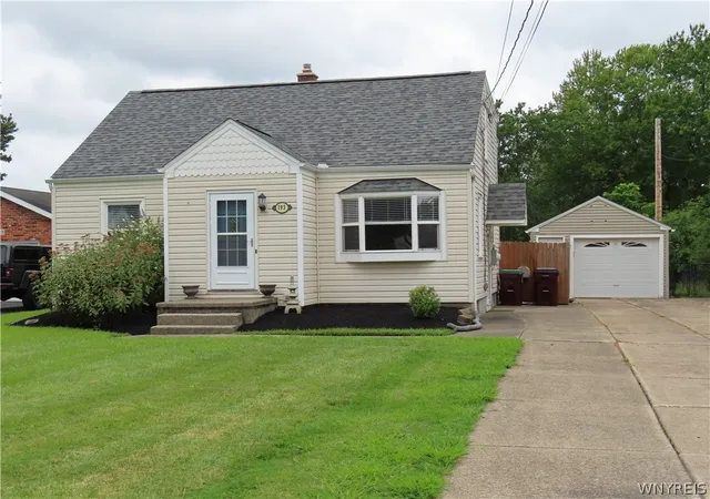 Photo 1 of Single family home for sale at 193 Bielak Rd, Orchard Park, NY 14127 | MLS# B1709878 | Listing updated on 2026-09-07