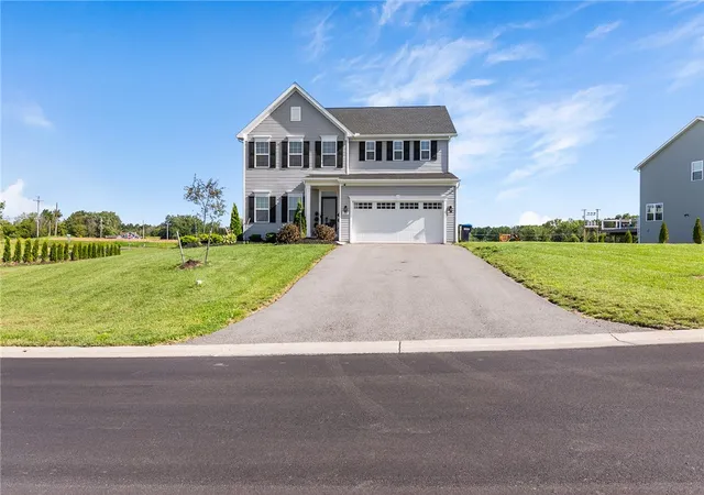 Photo 3 of Single family home for sale at 6427 Claremont, Victor, NY 14564 | MLS# R1709600 | Listing updated on 2026-09-12