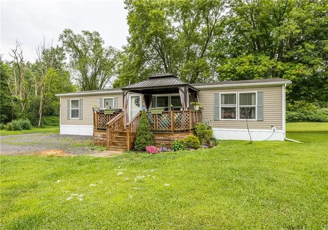 Photo 1 of Manufactured home for sale at 3652 State Route 96, Manchester, NY 14548 | MLS# R1709814 | Listing updated on 2026-09-14