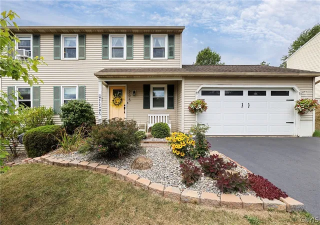 Photo 1 of Single family home for sale at 205 Sizzano, Camillus, NY 13209 | MLS# S1708893 | Listing updated on 2026-09-15