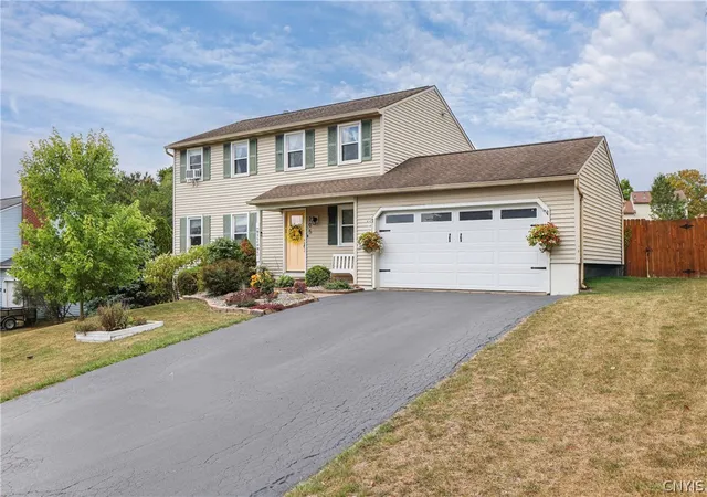 Photo 2 of Single family home for sale at 205 Sizzano, Camillus, NY 13209 | MLS# S1708893 | Listing updated on 2026-09-15