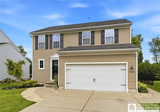 Photo 1 of Sale Pending at 6104 Woodford Dr, Hamburg, NY 14085 | MLS# R1710009 | Listing updated on 2026-09-11