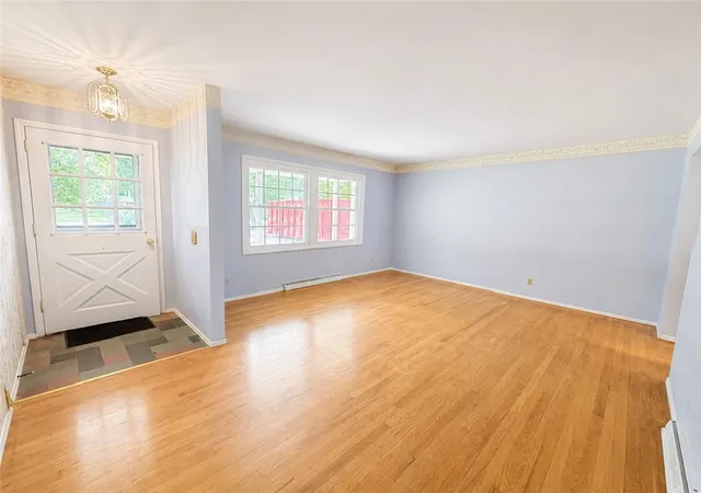 Photo 4 of Sale Pending at 121 Hillary Dr, Chili, NY 14624 | MLS# R1709717 | Listing updated on 2026-09-02