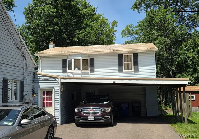 Photo 3 of Multi family home for sale at 3878 Dartmouth St, Hamburg, NY 14075 | MLS# B1709308 | Listing updated on 2026-08-31
