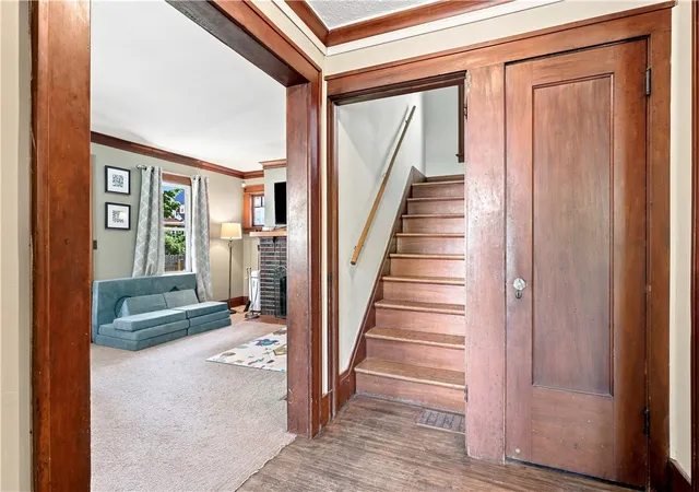 Photo 2 of Sale Pending at 625 Cedarwood, Rochester, NY 14609 | MLS# R1709070 | Listing updated on 2026-09-15