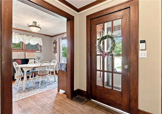 Photo 3 of Sale Pending at 625 Cedarwood, Rochester, NY 14609 | MLS# R1709070 | Listing updated on 2026-09-15