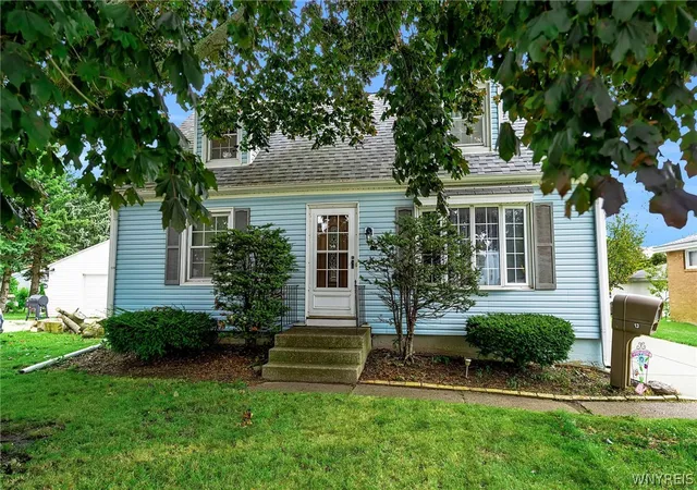Photo 2 of Single family home for sale at 13 Colby St, Cheektowaga, NY 14206 | MLS# B1709954 | Listing updated on 2026-08-26
