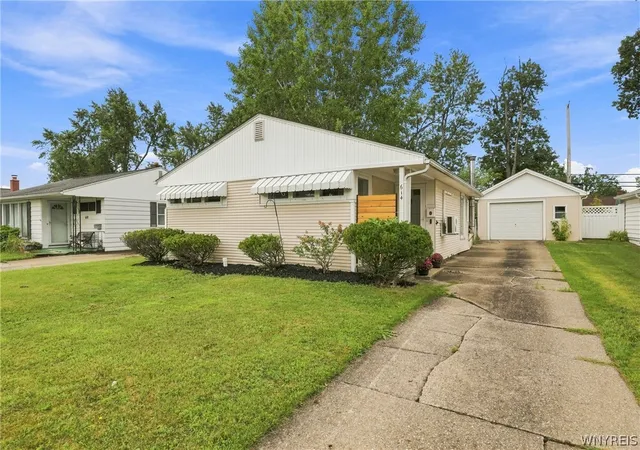 Photo 1 of Sale Pending at 614 Montrose Ave, Tonawanda, NY 14223 | MLS# B1709711 | Listing updated on 2026-09-14