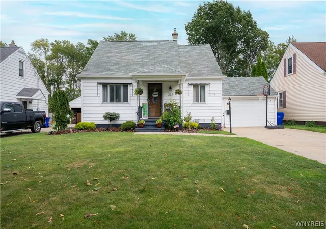 Photo 1 of Sale Pending at 253 Kirkwood Dr, West Seneca, NY 14224 | MLS# B1708061 | Listing updated on 2026-09-03