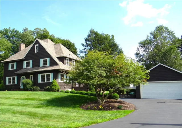 Photo 1 of Single family home for sale at 801 Garden Rd, Elmira City, NY 14905 | MLS# R1707946 | Listing updated on 2026-09-08