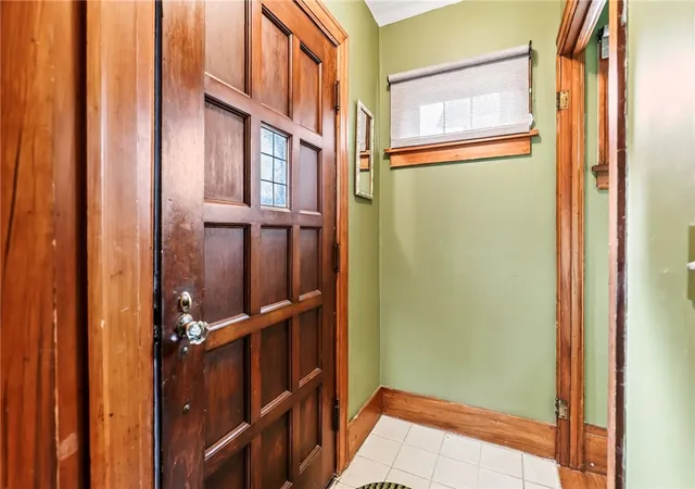 Photo 3 of Sale Pending at 95 Rutledge Dr, Rochester, NY 14621 | MLS# R1708470 | Listing updated on 2026-09-02