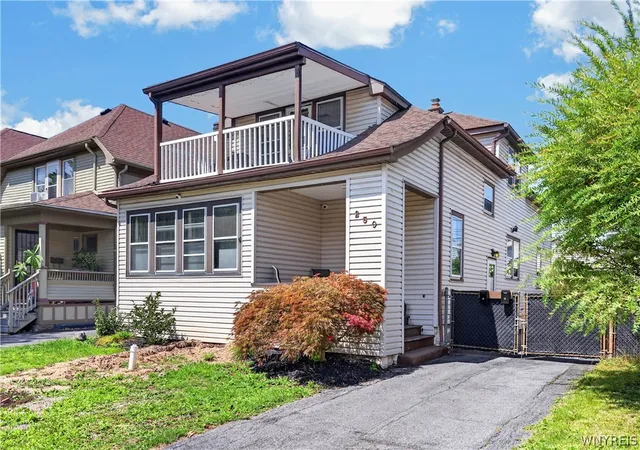 Photo 1 of Sale Pending at 250 Euclid Ave, Tonawanda, NY 14217 | MLS# B1709288 | Listing updated on 2026-09-02