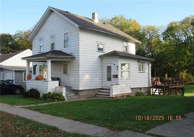 Single family home for sale at 52 Montezuma St, Lyons, NY 14489 | MLS# R1710020