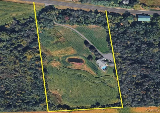 Photo 3 of Sale Pending at 598 W Genesee Rd, Lysander, NY 13027 | MLS# S1709892 | Listing updated on 2026-09-05