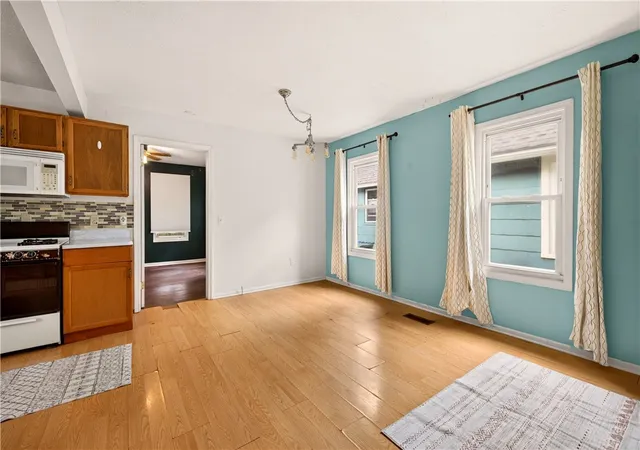 Photo 2 of Sale Pending at 121 Benton St, Rochester, NY 14620 | MLS# R1709787 | Listing updated on 2026-09-04