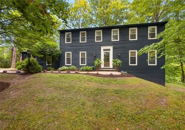 Photo 1 of Sale Pending at 148 Bent Oak, Perinton, NY 14450 | MLS# R1709931 | Listing updated on 2026-09-02