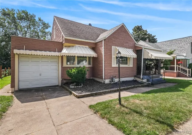 Photo 2 of Single family home for sale at 1689 Kensington Ave, Cheektowaga, NY 14215 | MLS# B1709050 | Listing updated on 2026-09-09