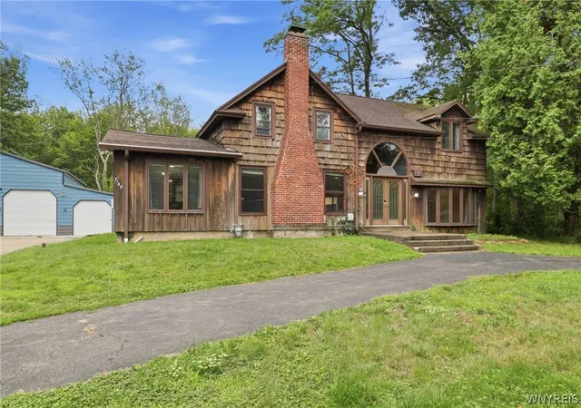 Photo 3 of Single family home for sale at 7149 Derby Rd, Evans, NY 14047 | MLS# B1709526 | Listing updated on 2026-09-12