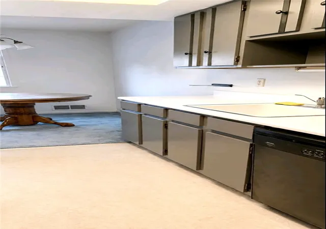 Photo 3 of Condo for sale at 24 F Colonial Pkwy #F, Pittsford, NY 14534 | MLS# R1710047 | Listing updated on 2026-09-02