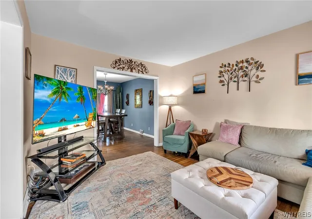 Photo 3 of Sale Pending at 32 Warren Ave, Tonawanda, NY 14217 | MLS# B1710160 | Listing updated on 2026-09-08