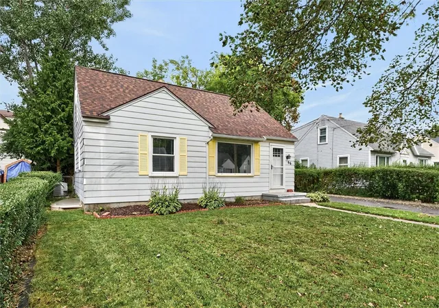 Photo 1 of Sale Pending at 66 Ashwood Dr, Rochester, NY 14609 | MLS# R1709956 | Listing updated on 2026-09-01