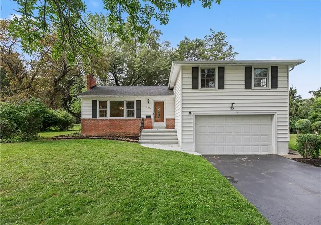 Photo 3 of Sale Pending at 115 Dunrovin Ln, Brighton, NY 14618 | MLS# R1709101 | Listing updated on 2026-09-10
