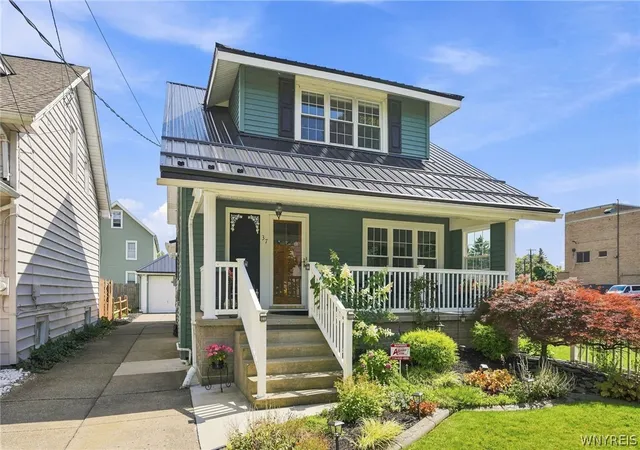 Photo 3 of Single family home for sale at 37 Strathmore Ave, Buffalo, NY 14220 | MLS# B1709984 | Listing updated on 2026-09-04