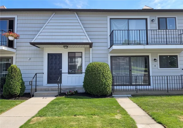 Photo 1 of Sale Pending at 22 High Gate Trl #4, Perinton, NY 14450 | MLS# R1710161 | Listing updated on 2026-09-04