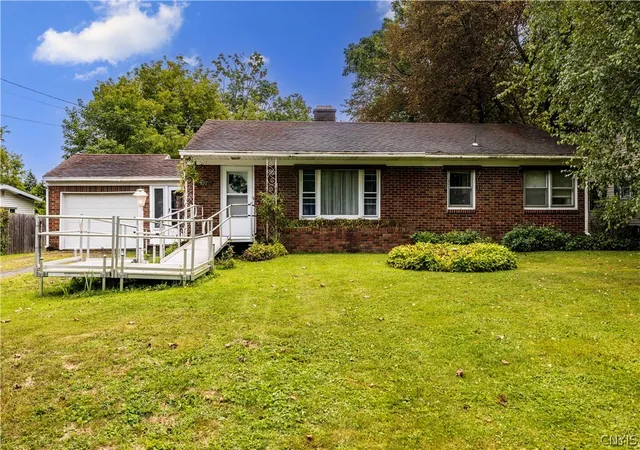 Photo 1 of Single family home for sale at 107 Mott Rd, Manlius, NY 13066 | MLS# S1709522 | Listing updated on 2026-09-07