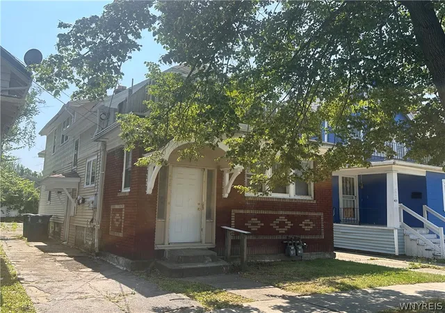Photo 1 of Sale Pending at 435 Lisbon Ave, Buffalo, NY 14215 | MLS# B1710008 | Listing updated on 2026-08-26