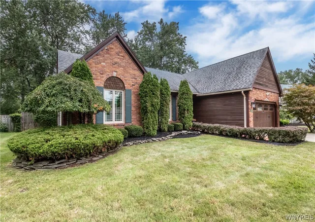 Photo 1 of Sale Pending at 82 Bragg Ct, Amherst, NY 14221 | MLS# B1708543 | Listing updated on 2026-08-31