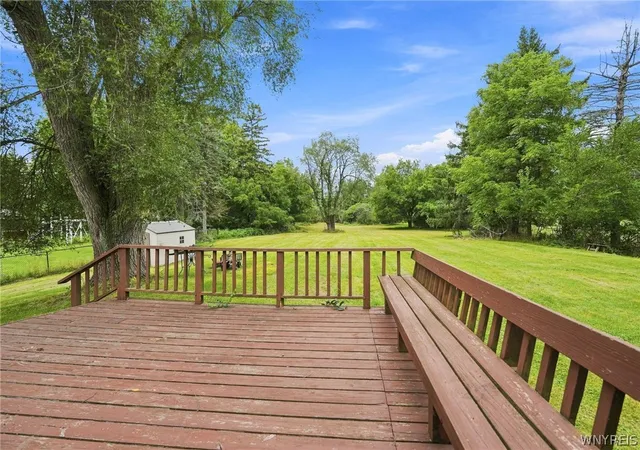 Photo 3 of Single family home for sale at 100 Brompton Rd, Amherst, NY 14221 | MLS# B1709962 | Listing updated on 2026-09-02