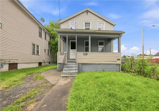 Photo 1 of Single family home for sale at 143 York St, Rochester, NY 14611 | MLS# R1710175 | Listing updated on 2026-09-01