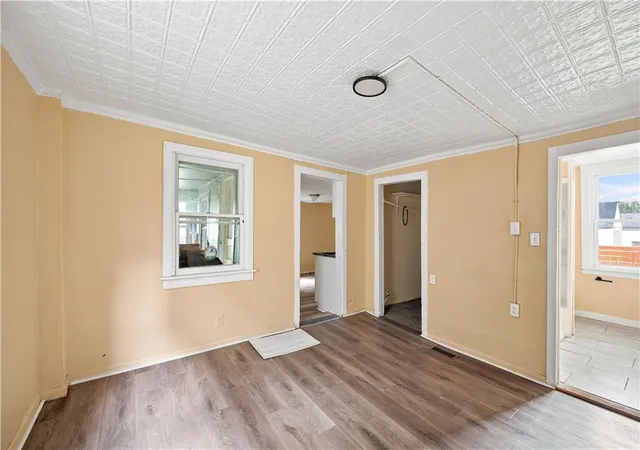 Photo 4 of Single family home for sale at 143 York St, Rochester, NY 14611 | MLS# R1710175 | Listing updated on 2026-09-01