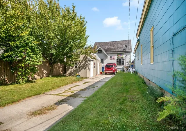 Single family home for sale at 193 Maurice St, Buffalo, NY 14210 | MLS# B1709940